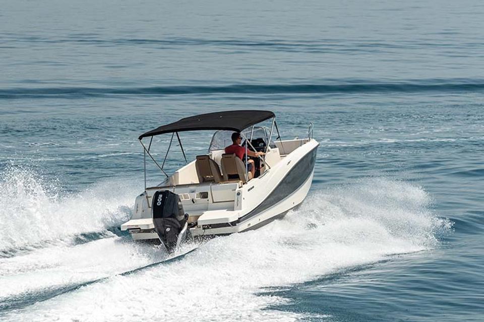 Quicksilver 755 (6)