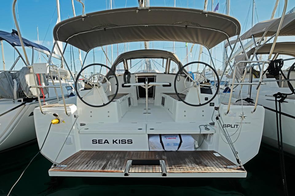 Jeanneau Sun Odyssey 380 (4)