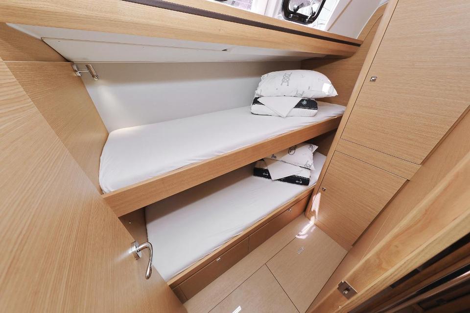 Dufour 520 Grand Large (24)