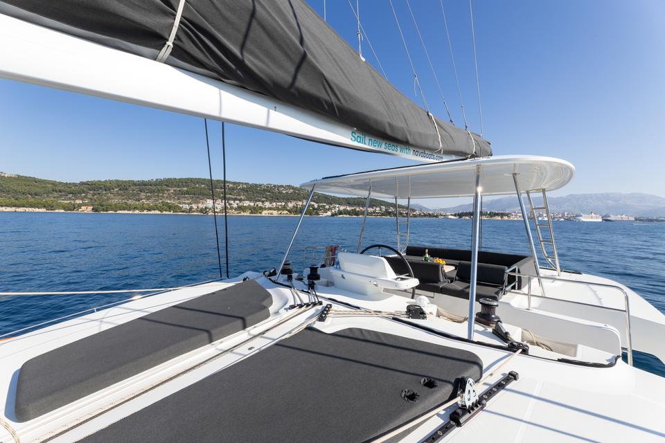 Lagoon 51 (7)