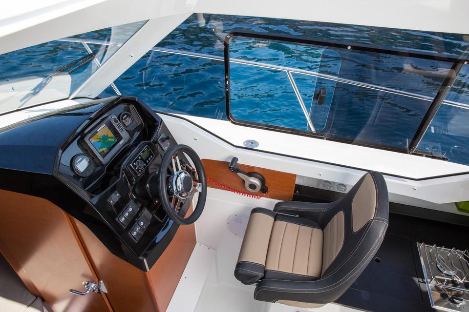 Jeanneau Merry Fisher 795 (6)