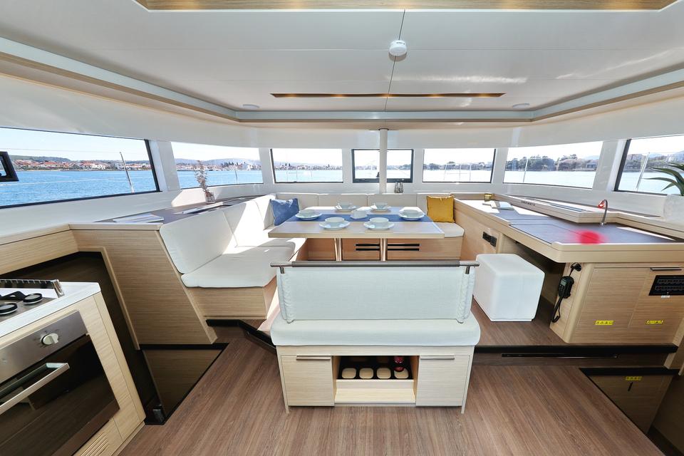 Lagoon 51 (15)