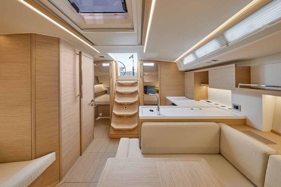 Grand Soleil 44 Performance (9)