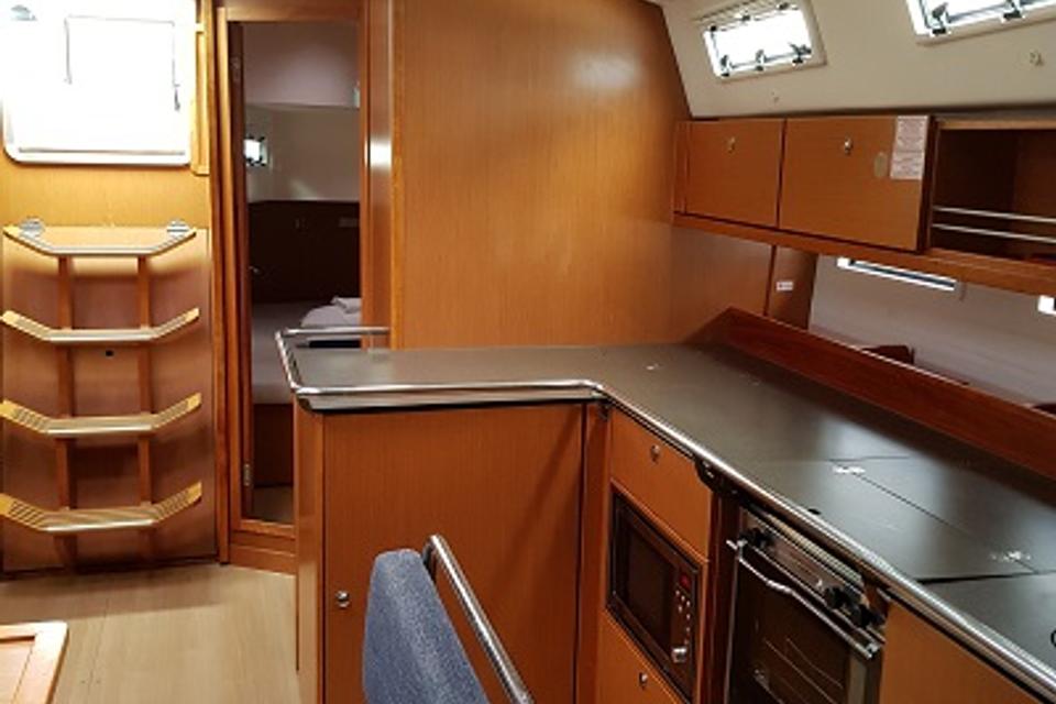 Bavaria Cruiser 45 (8)