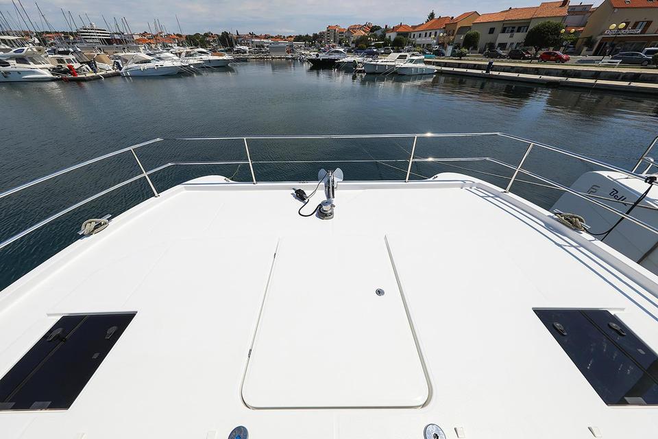 Motor Catamaran Fountaine Pajot MY 37 (12)