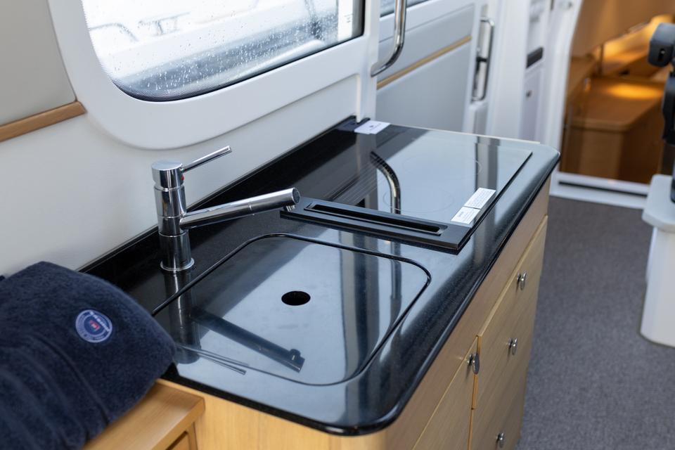 Nimbus Commuter C11 (15)