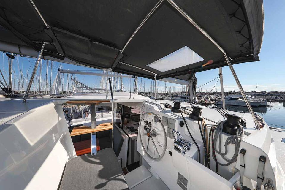 Fountaine Pajot Isla 40 (11)