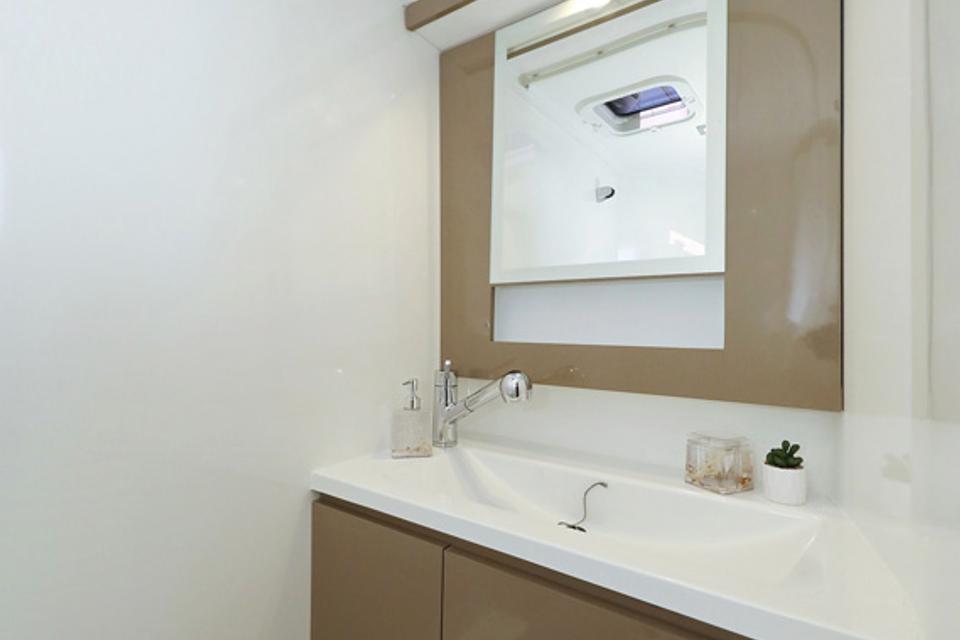 Motor Catamaran Fountaine Pajot MY 37 (29)