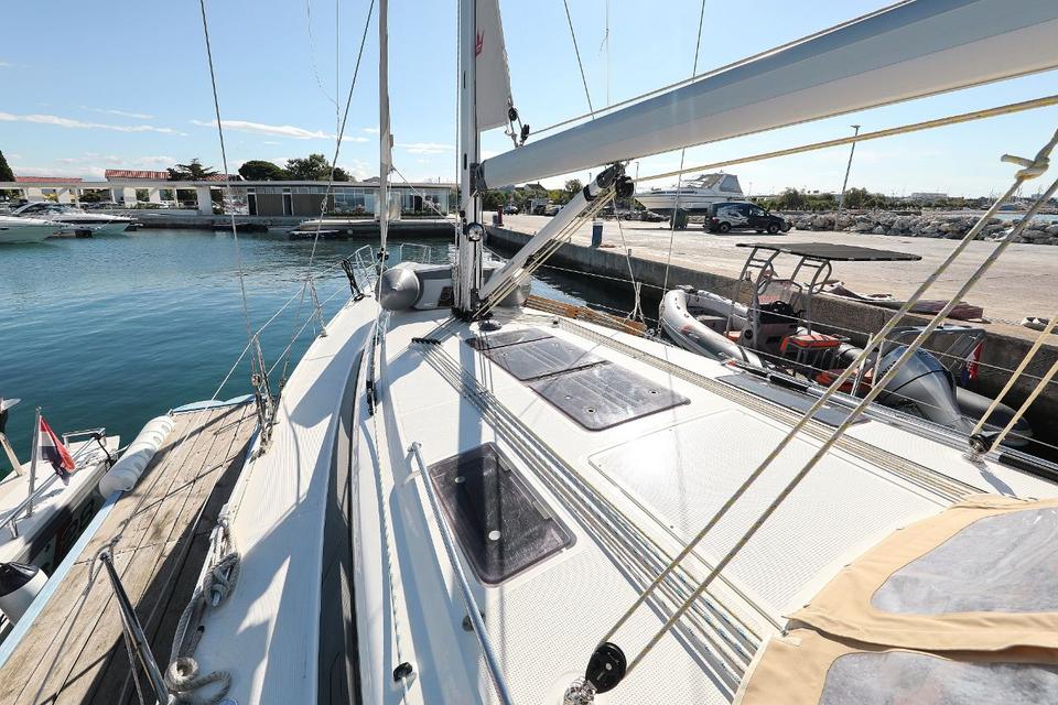Bavaria Cruiser 37 (11)