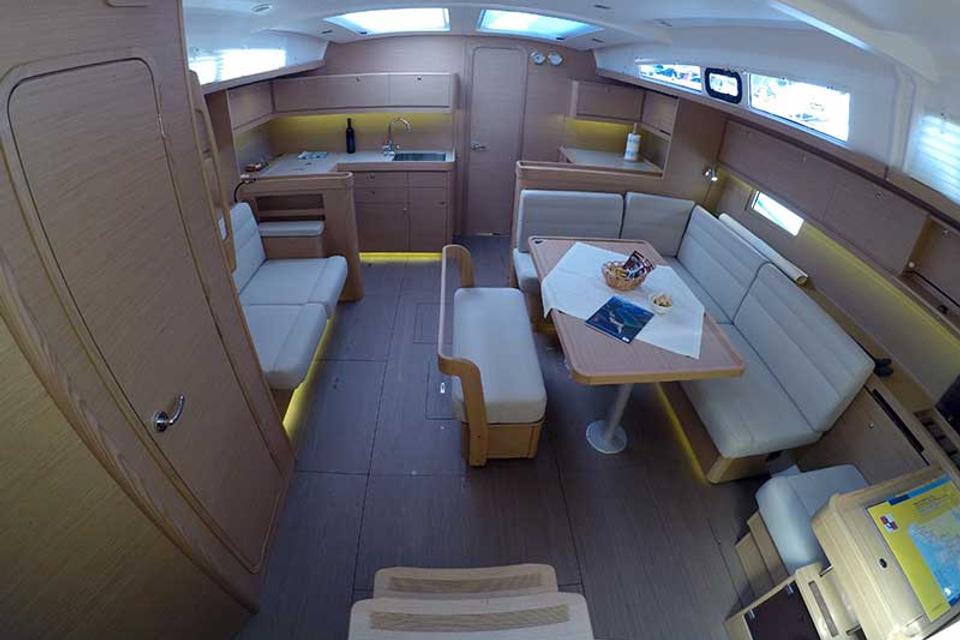 Dufour 460 Grand Large (17)