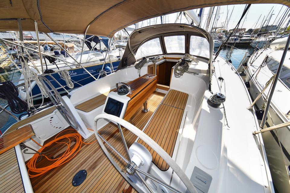 Bavaria 37 (21)