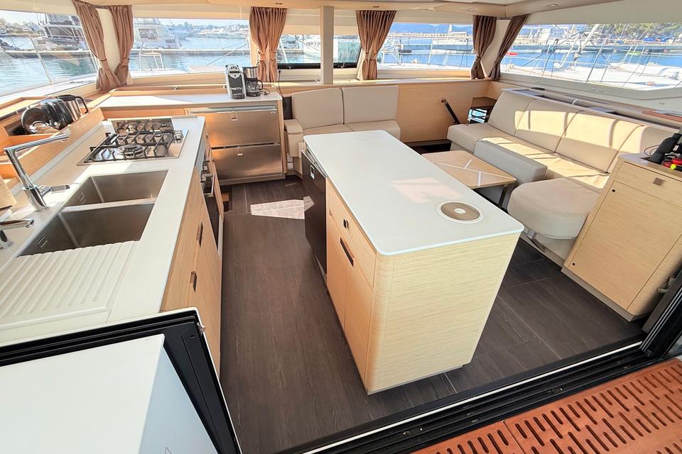 Fountaine Pajot Aura 51 (29)