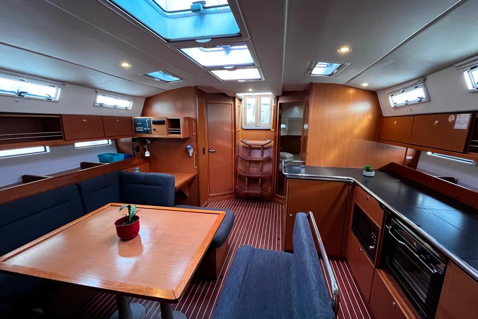 Bavaria Cruiser 45 (2)