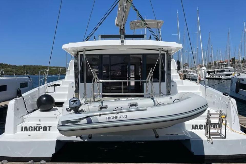 Lagoon 46 (7)