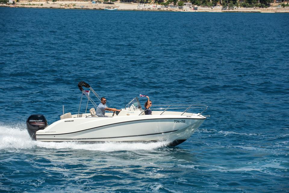 Quicksilver 675 Open (5)