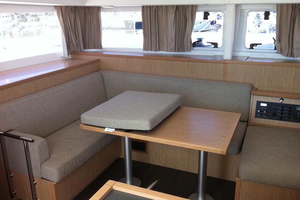 Lagoon 400 S2 (17)