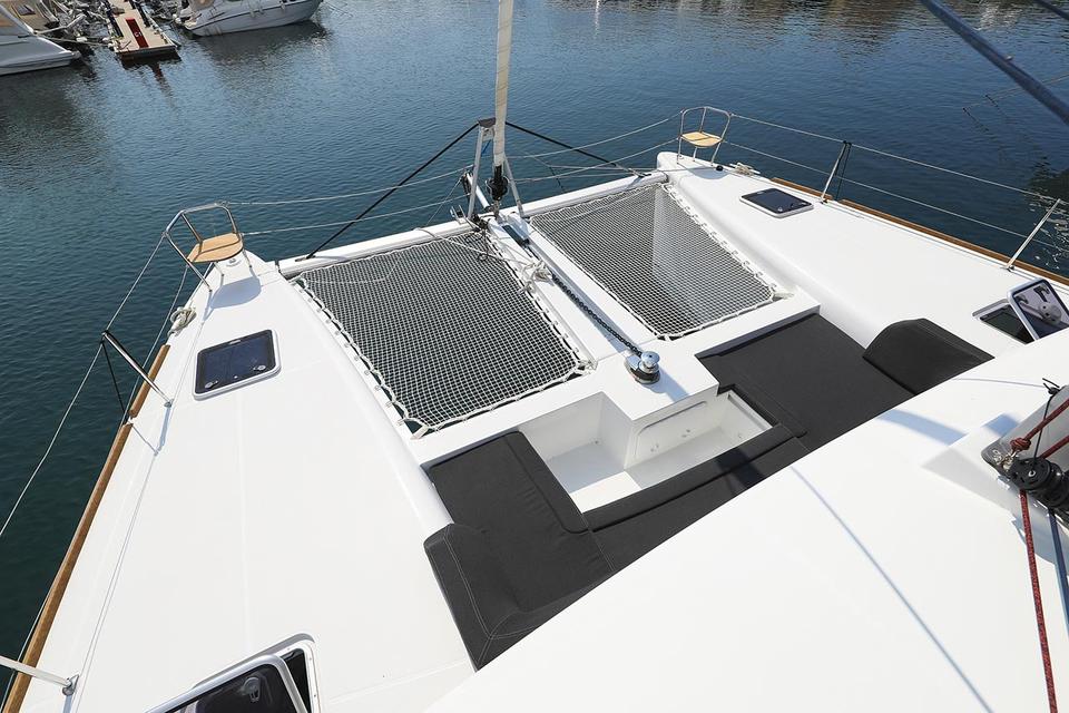 Lagoon 450 F (6)
