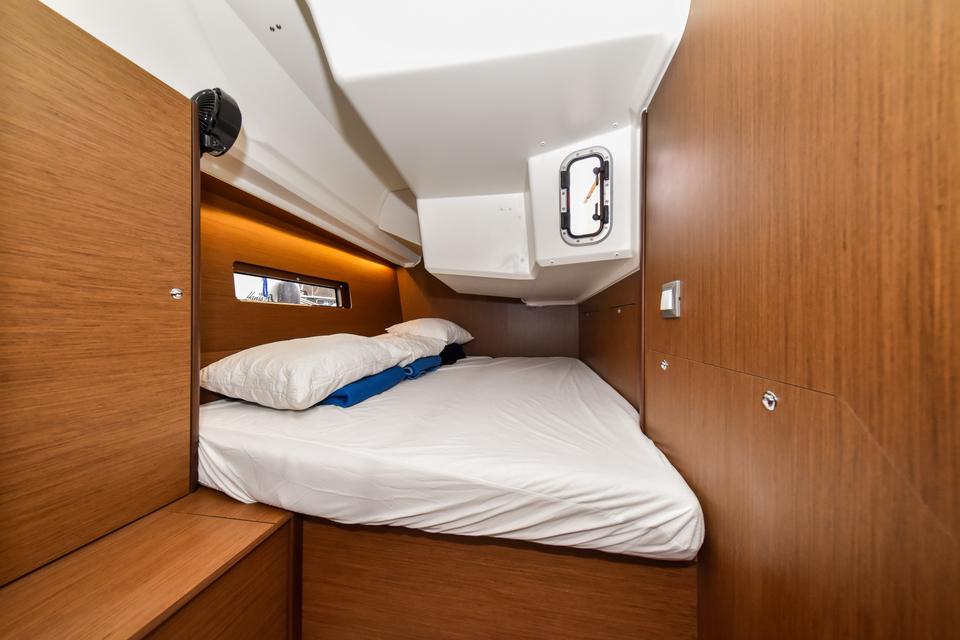 Beneteau Oceanis 40.1 (45)