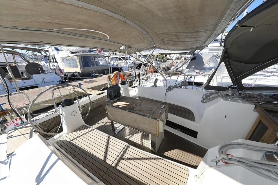 Bavaria Cruiser 40 (34)