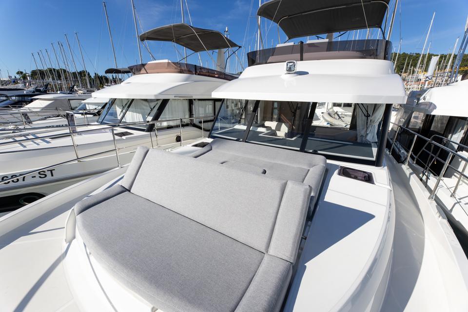 Beneteau Swift Trawler 41 (19)