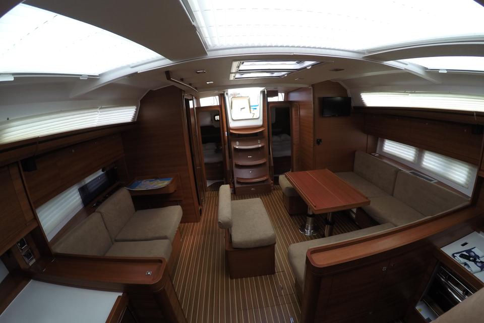 Dufour 512 Grand Large (42)