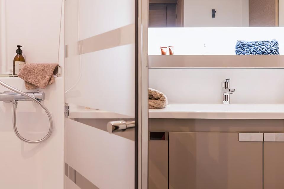 Fountaine Pajot Aura 51 (11)